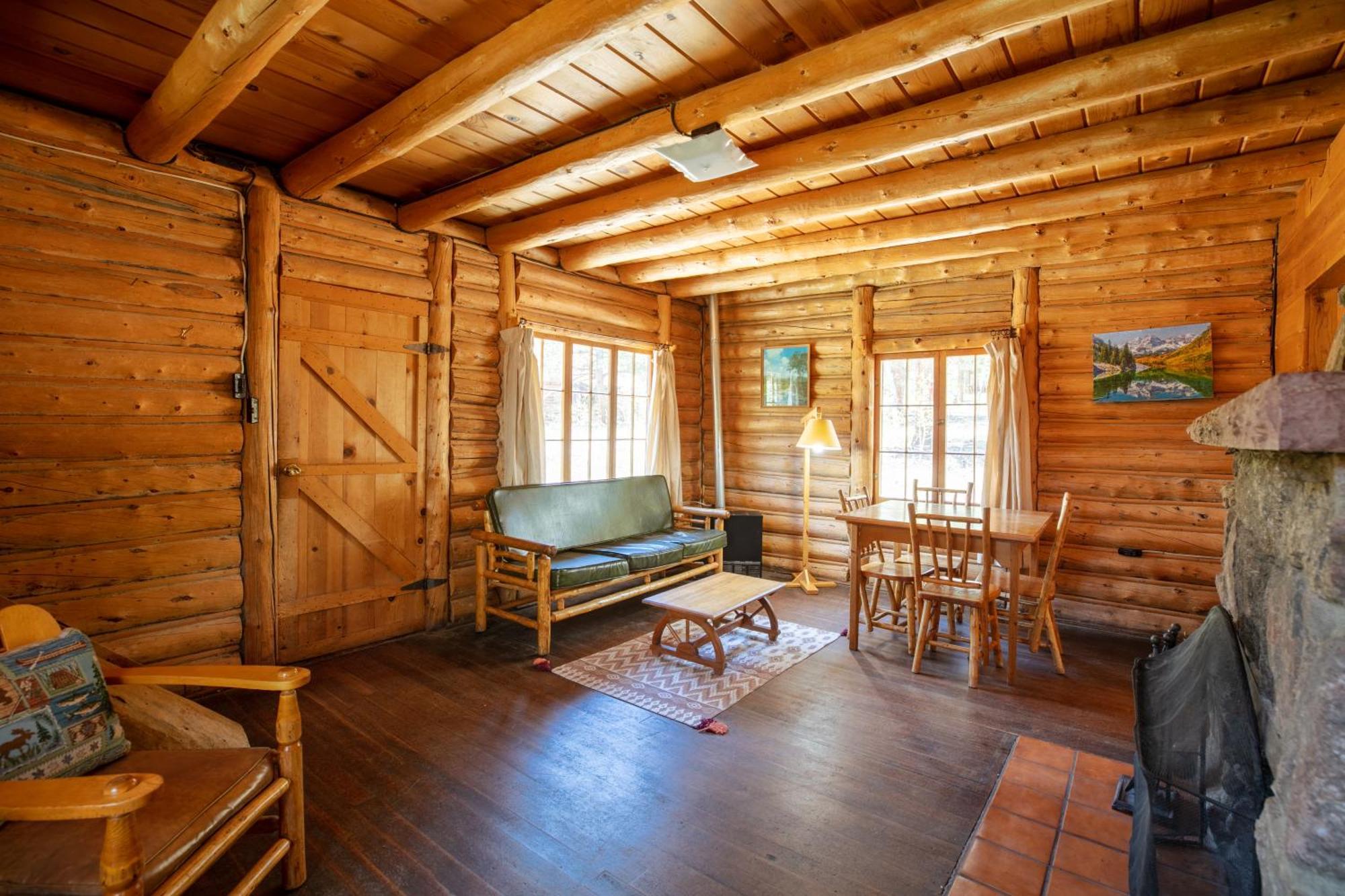 Lodge The Meeker Park